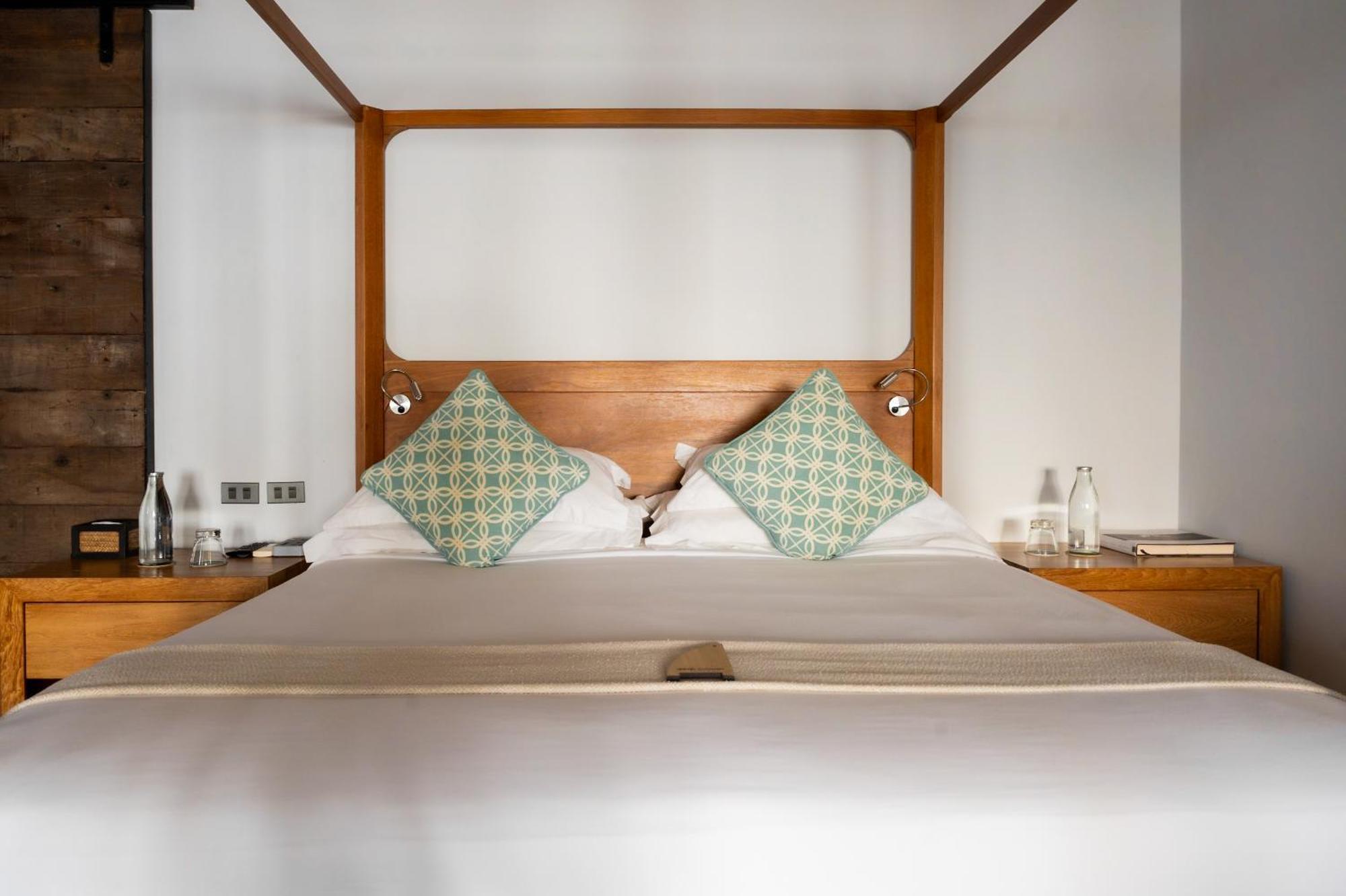 The Cove Hotel Panwa Beach Екстериор снимка