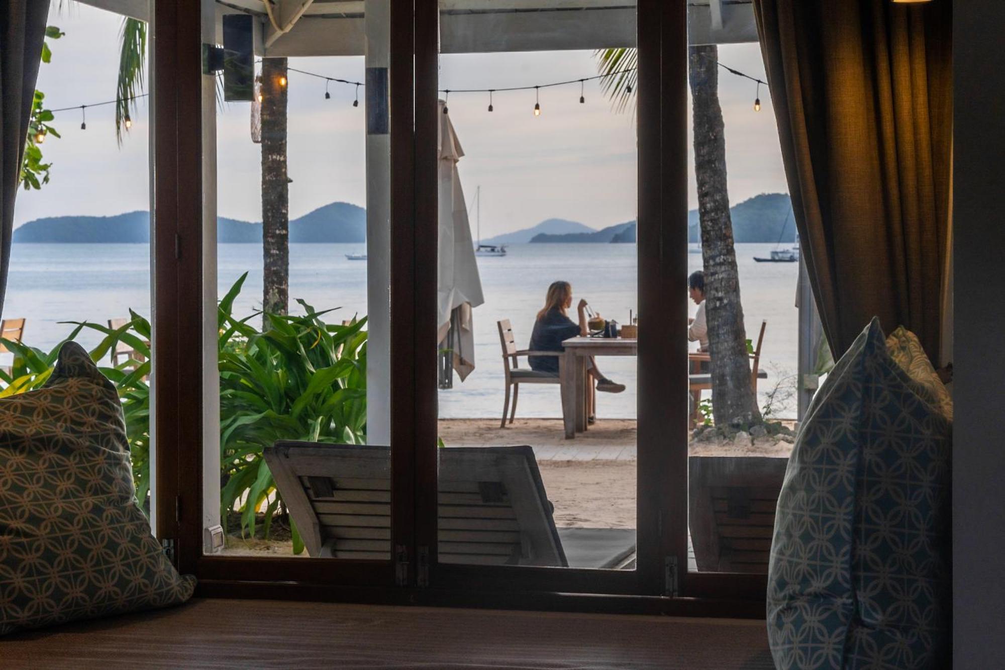 The Cove Hotel Panwa Beach Екстериор снимка